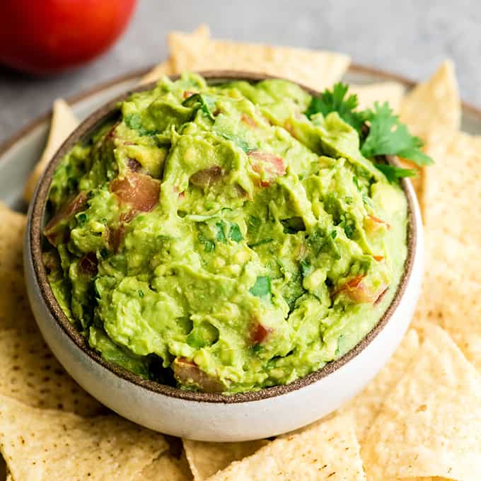 Delicious and Easy Simple Guacamole Recipe